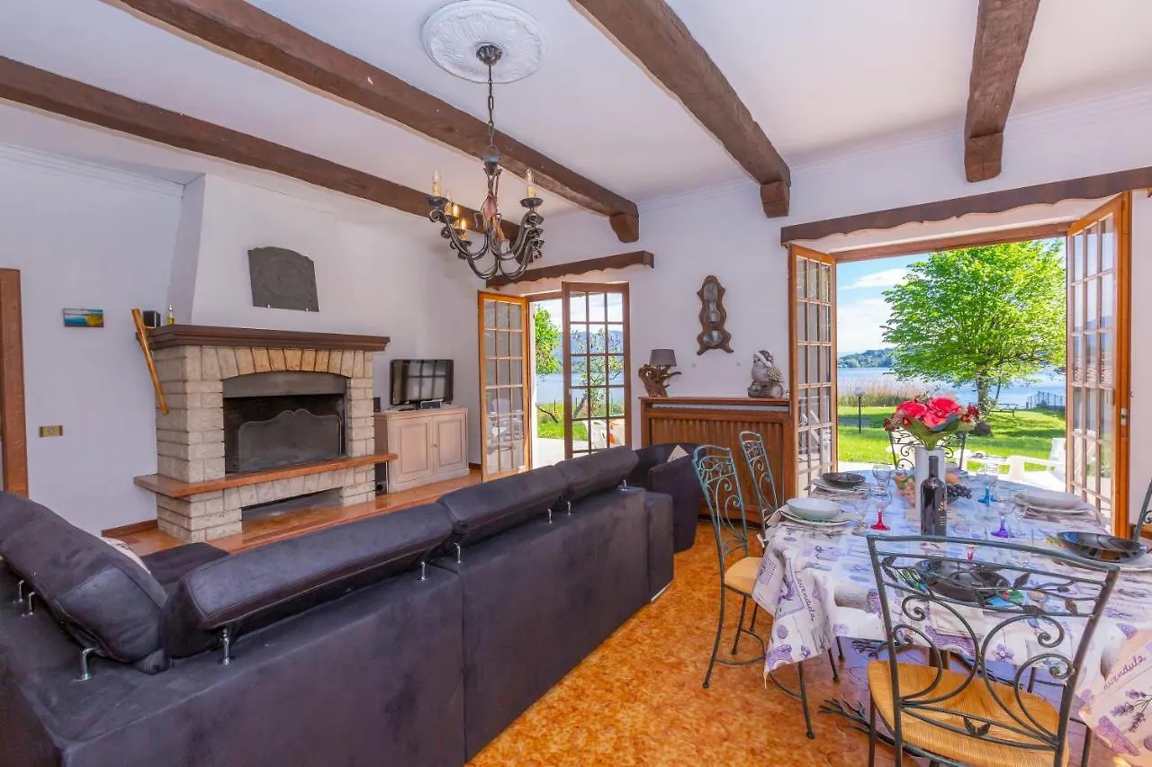 Villa Martine Au Bord Du Lac - Happy Rentals Cadrezzate