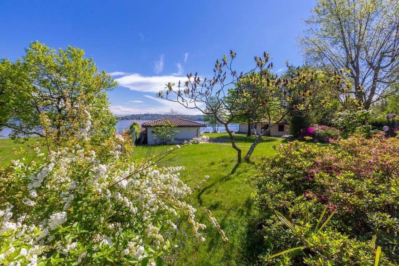 Villa Martine Au Bord Du Lac - Happy Rentals Cadrezzate
